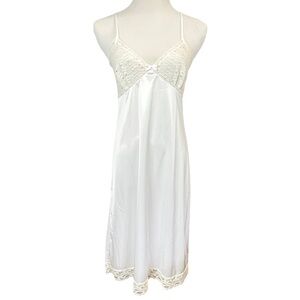 Lace & Satin Slip Dress or Nightgown Vintage? Medium?